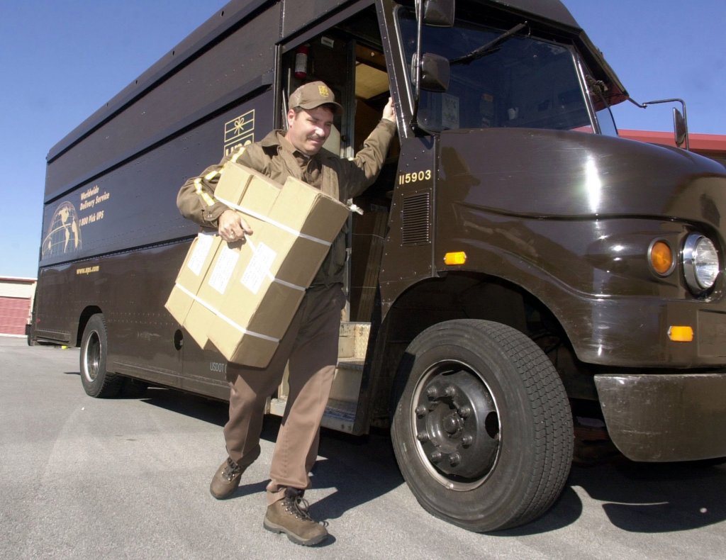 UPS, Teamsters Reach Handshake Agreement For New Contract
